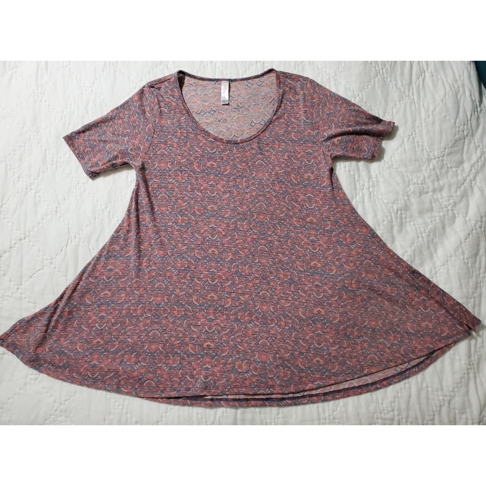 LulaRoe Perfect Top - Picture 7 of 8